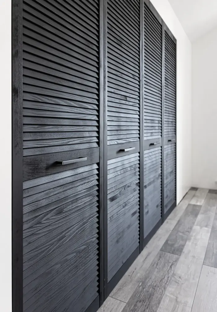 Wood closet for a Cabo residence